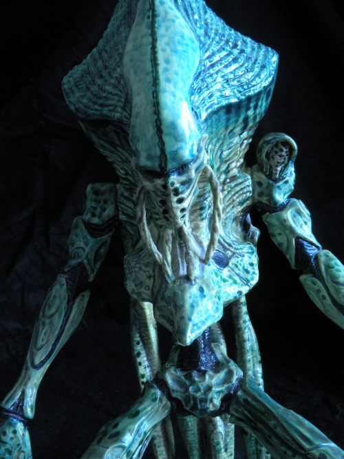 ID4  ALIEN  model picture  